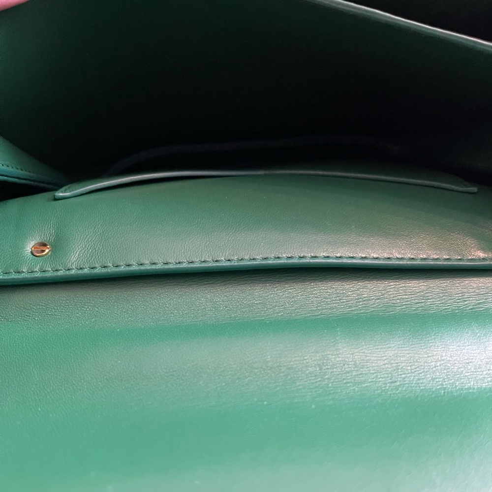 Bottega Veneta Large Mount Green Crossbody Bag - Picture 6 of 15